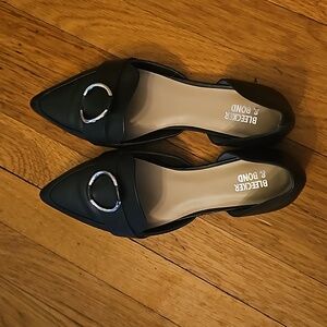 Bleecker & Bond 'Gloria' pointed toe flats